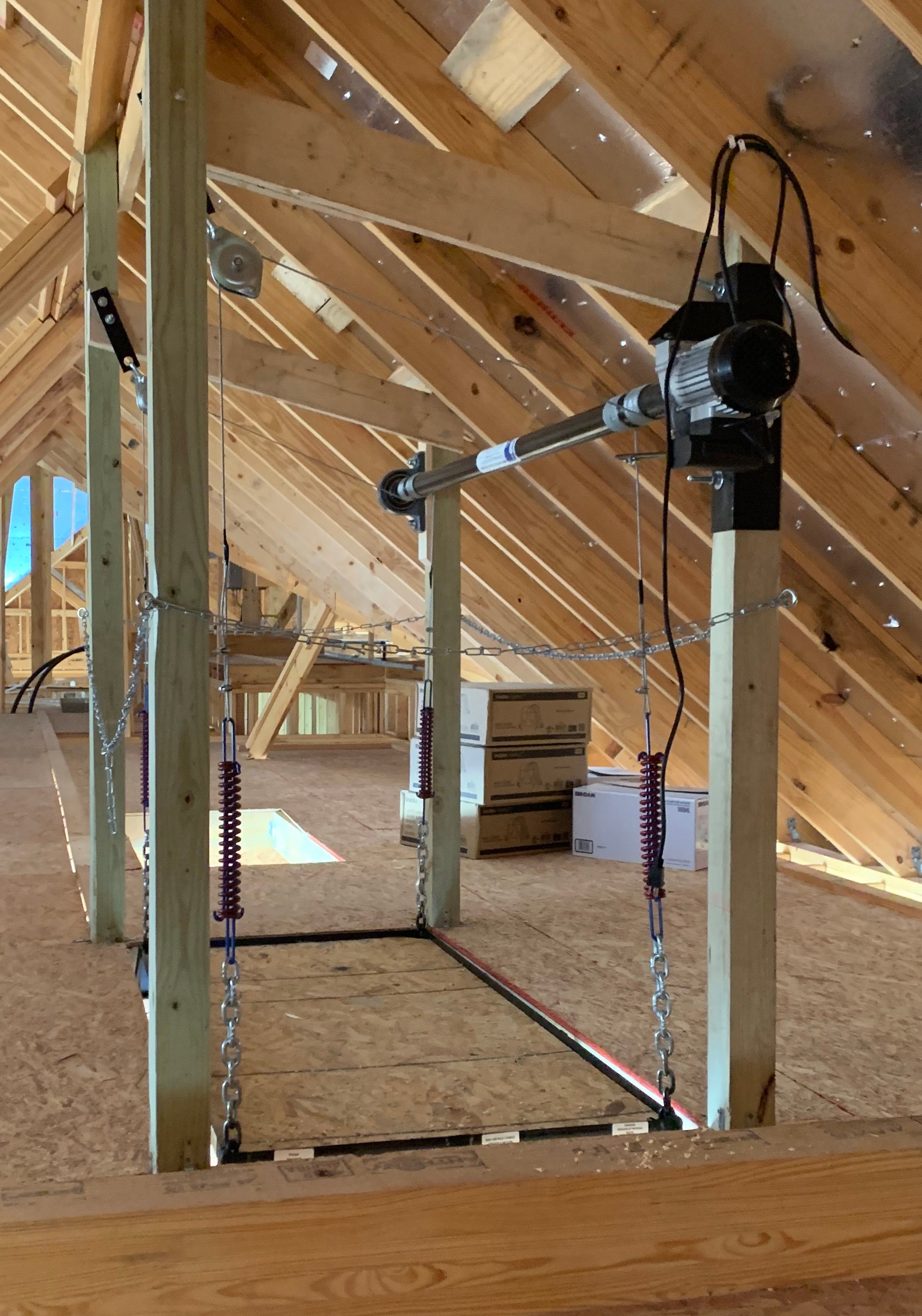 Attic Lift - 500XL lbs. Post Style 42" x 72" Side View